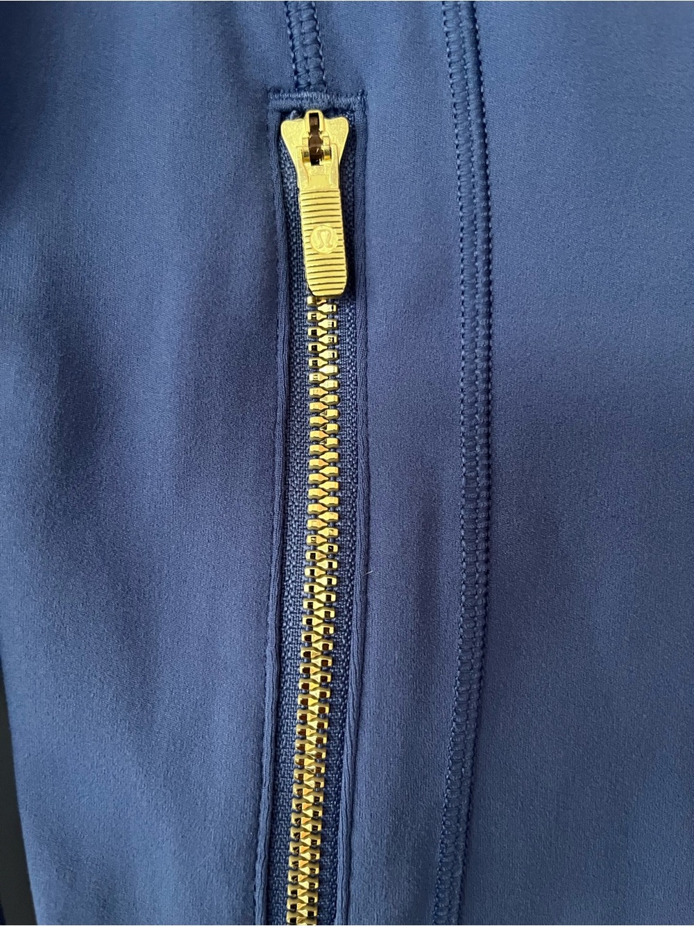 Lululemon Define Cropped Jacket- Size M-Color:Shade - Picture 5 of 8